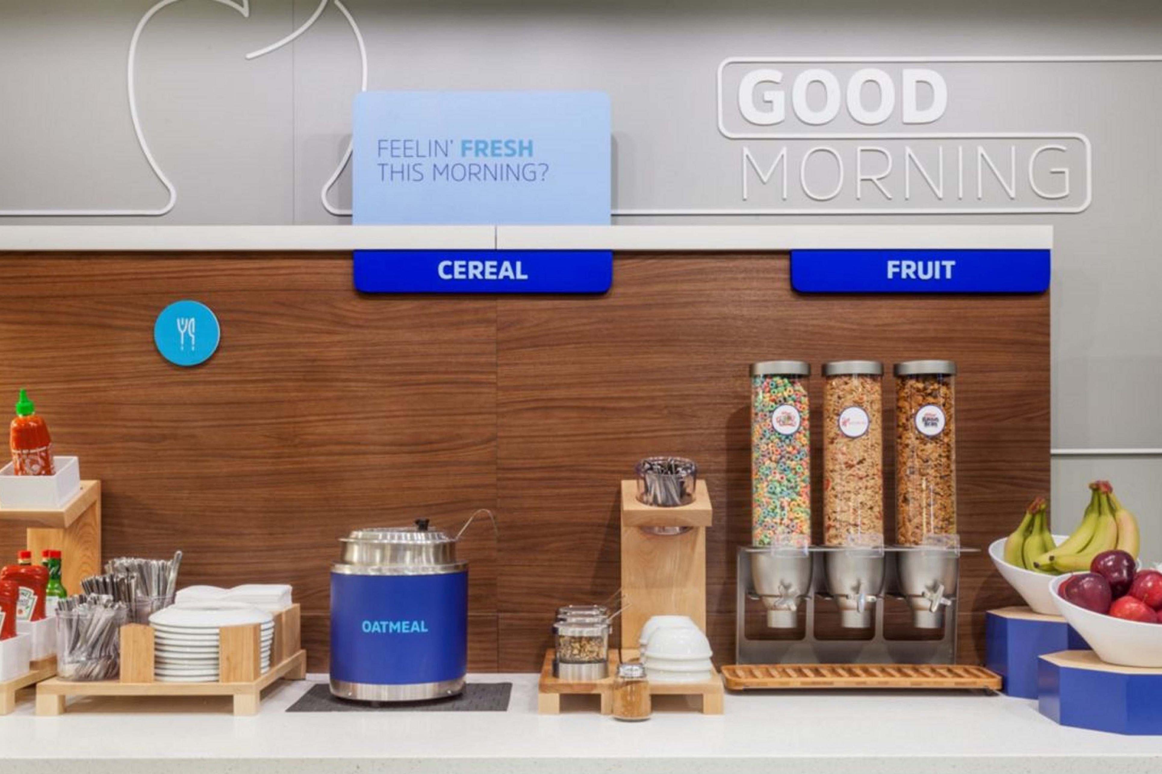Holiday Inn Express San Diego South - National City By Ihg Exteriör bild