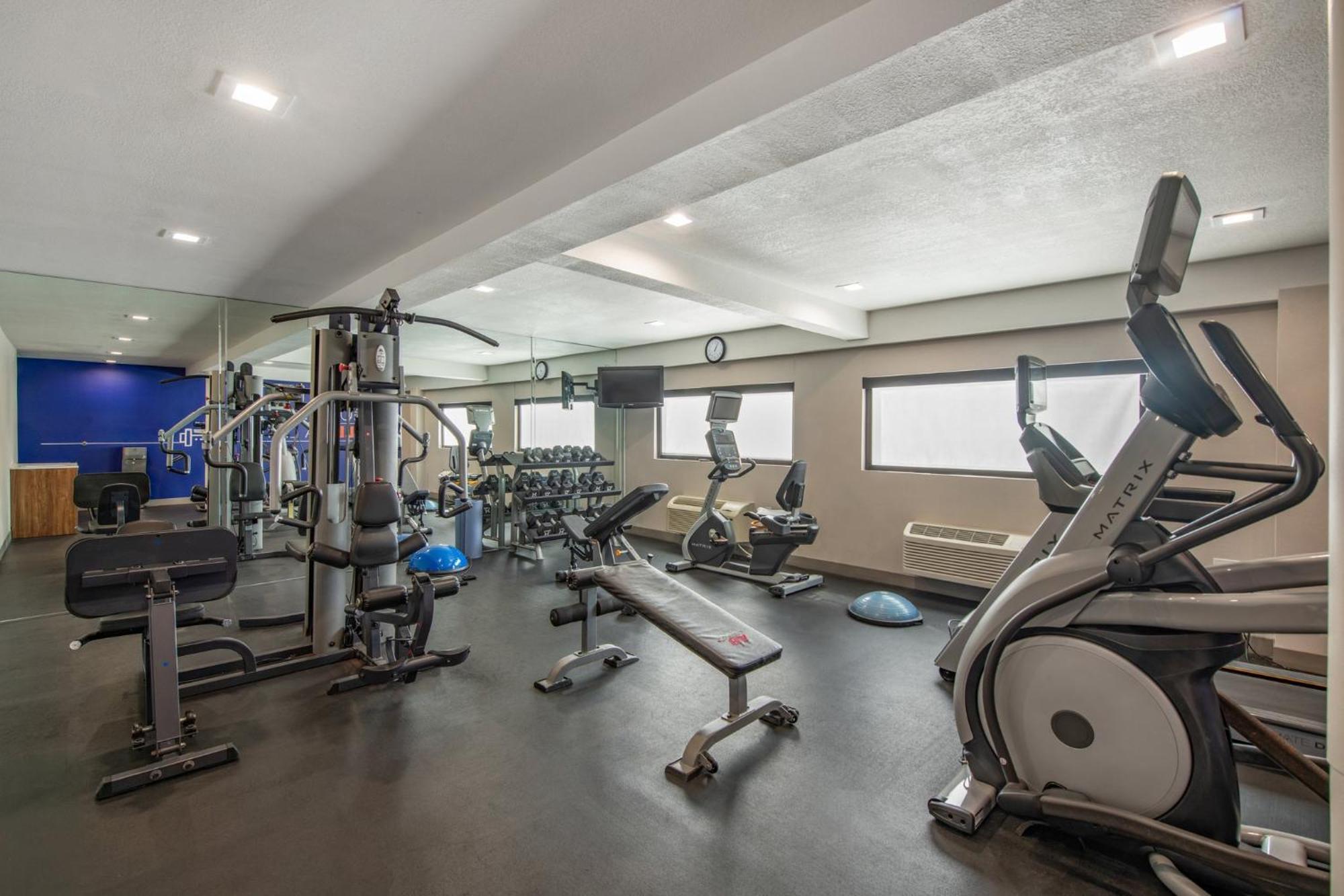 Holiday Inn Express San Diego South - National City By Ihg Exteriör bild